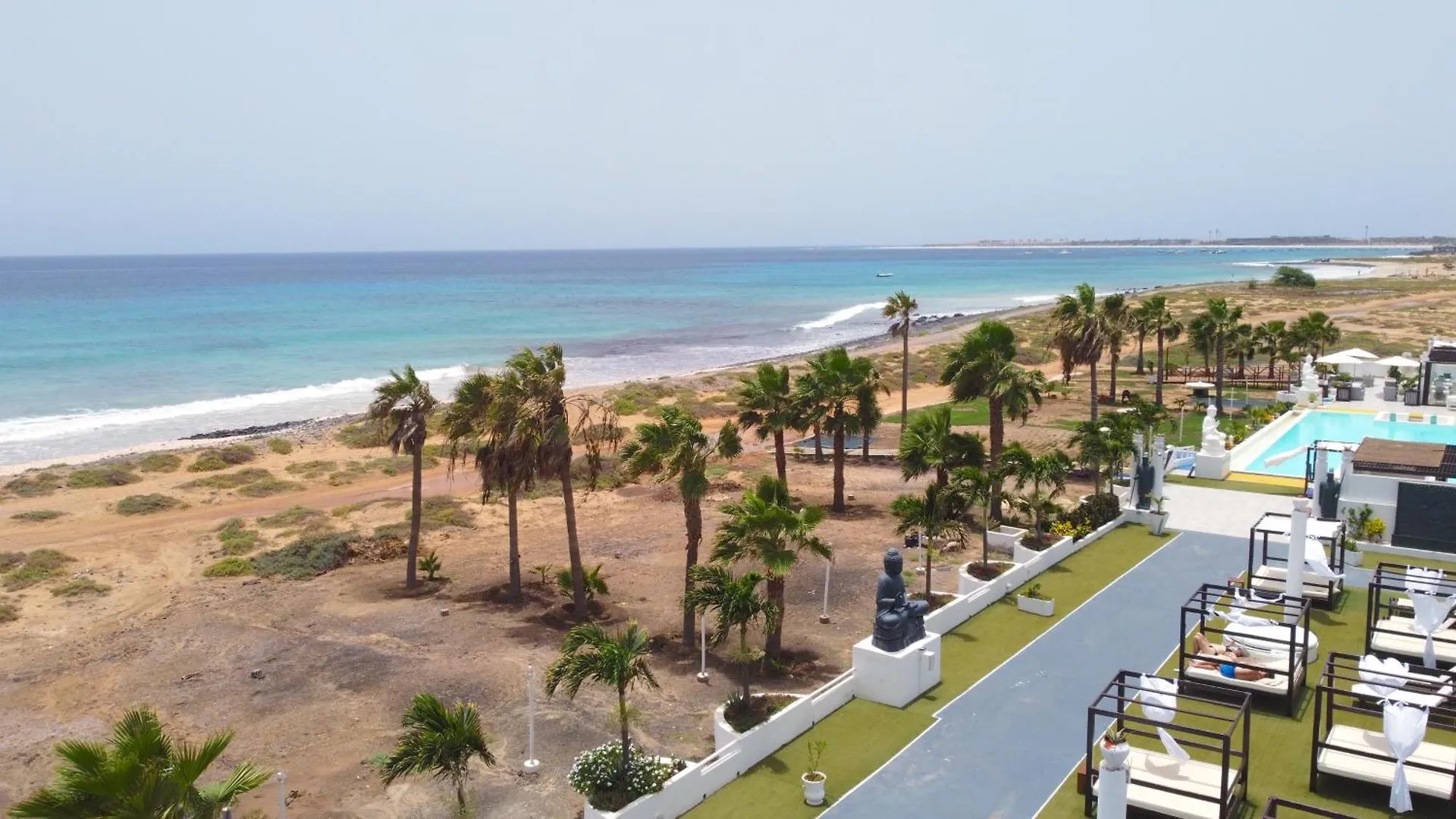 Hotel Livvo Budha Beach سانتا ماريا 4*,