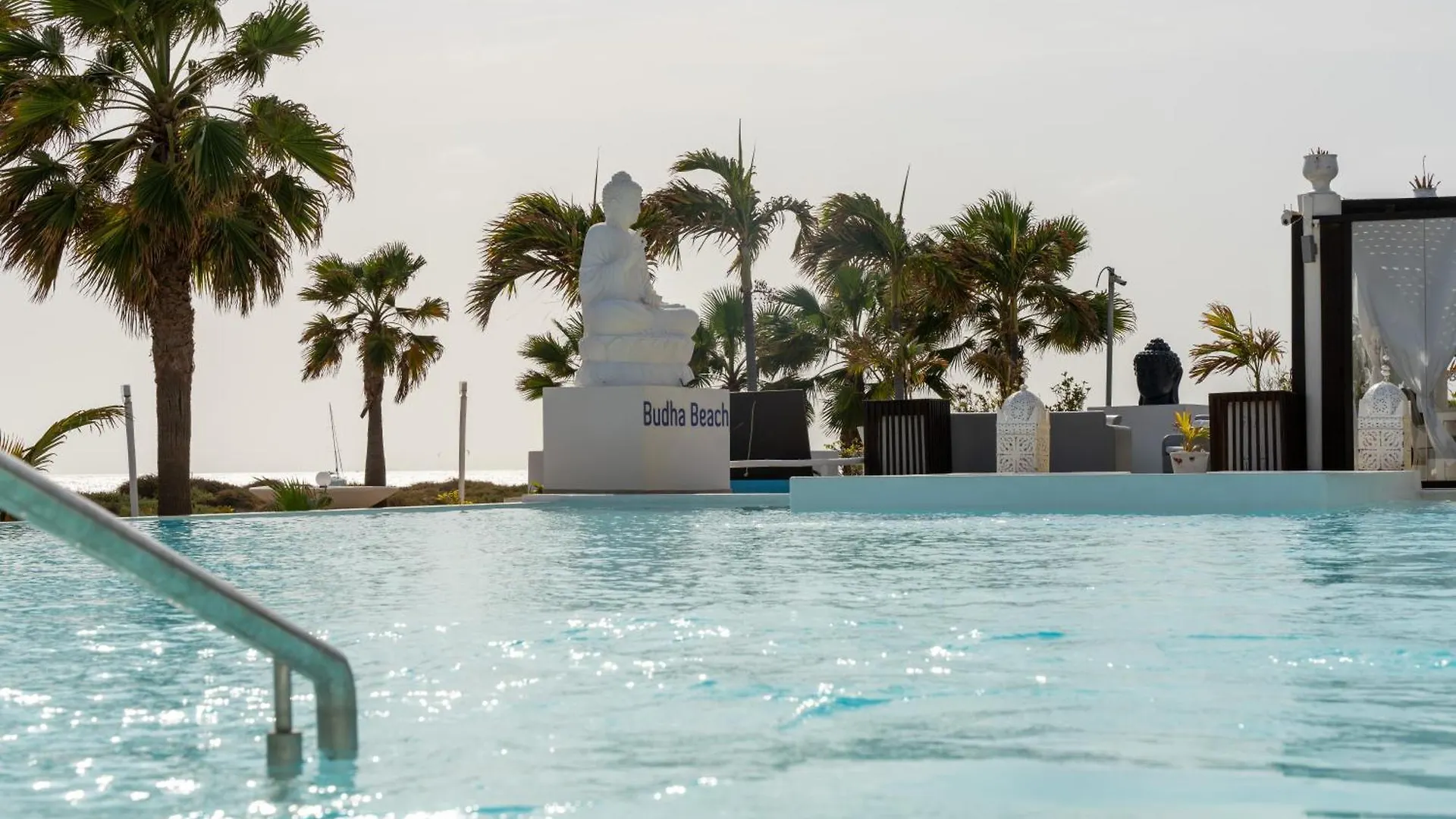 Hotel Livvo Budha Beach Santa Maria